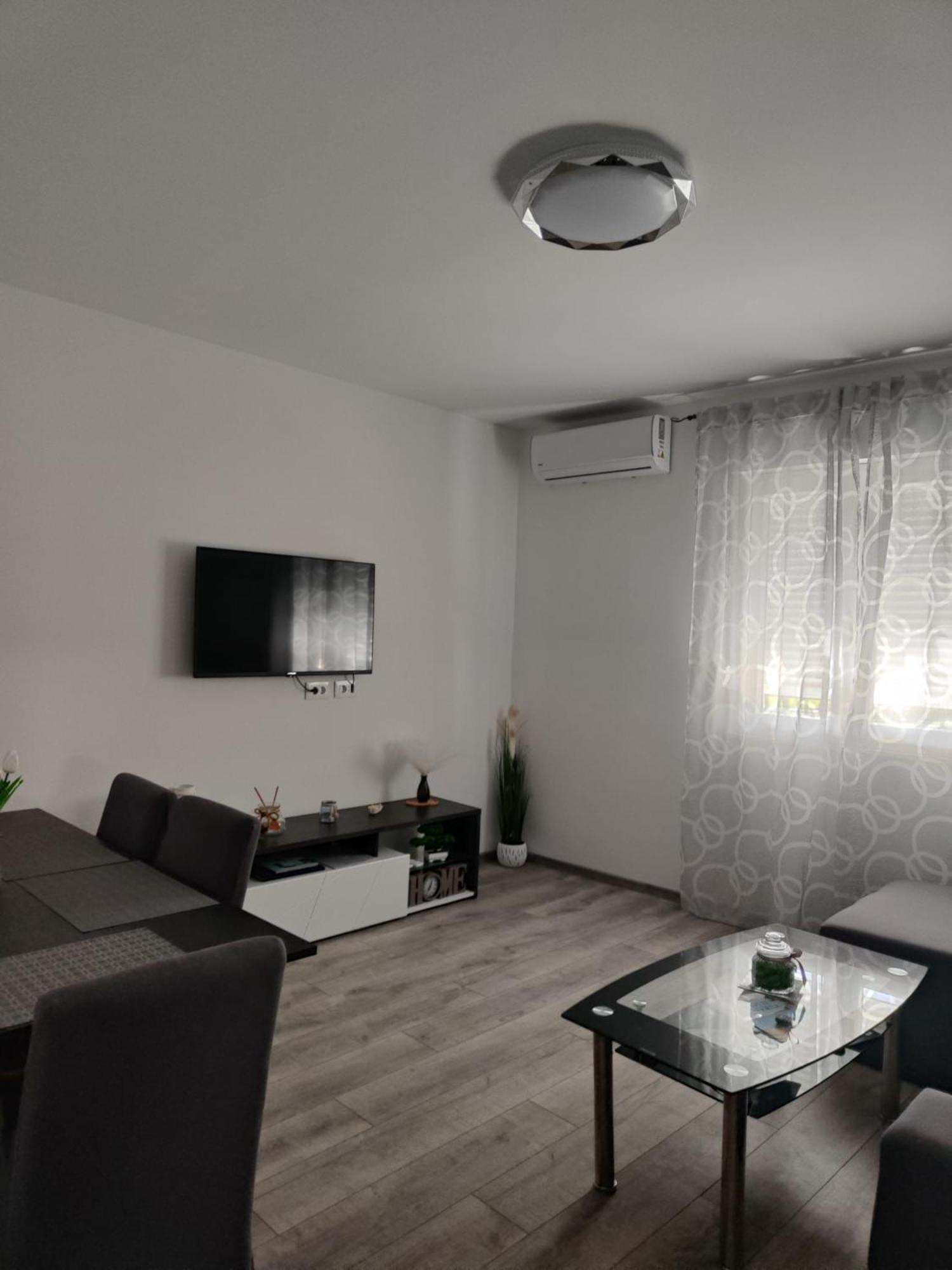 Anamaria Apartamento Kaštela Exterior foto